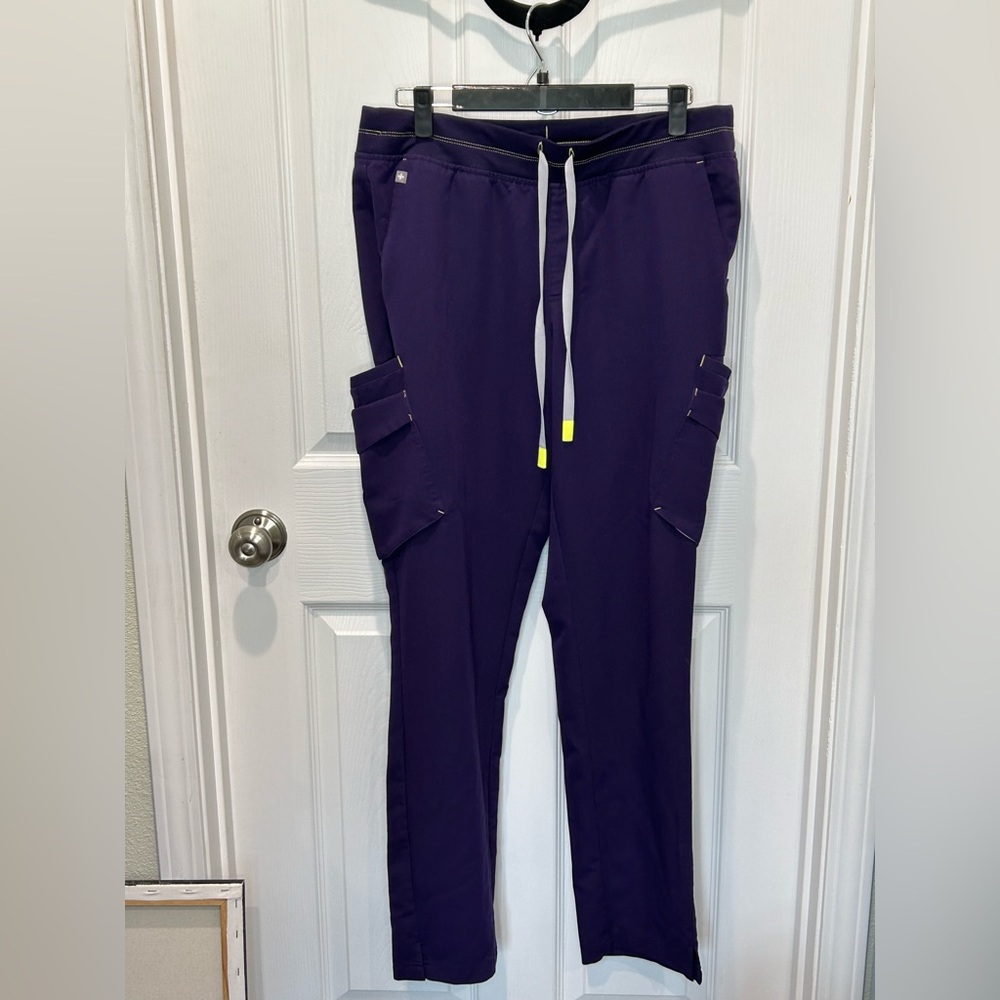 Figs Purple Jam Women’s Soeng Scrub Pants LT